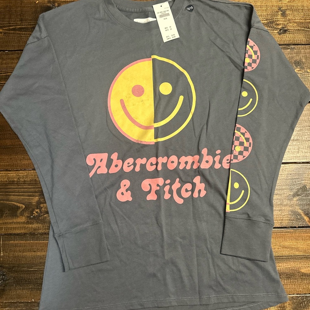 Abercrombie & Fitch Gray and Yellow Long Sleeve Tee